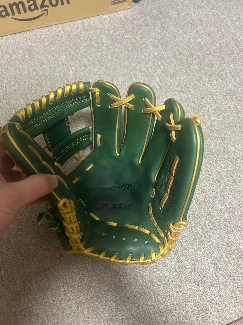 ジ*ン様 SSK 軟式グローブ 緑色 ゴールドステッチ