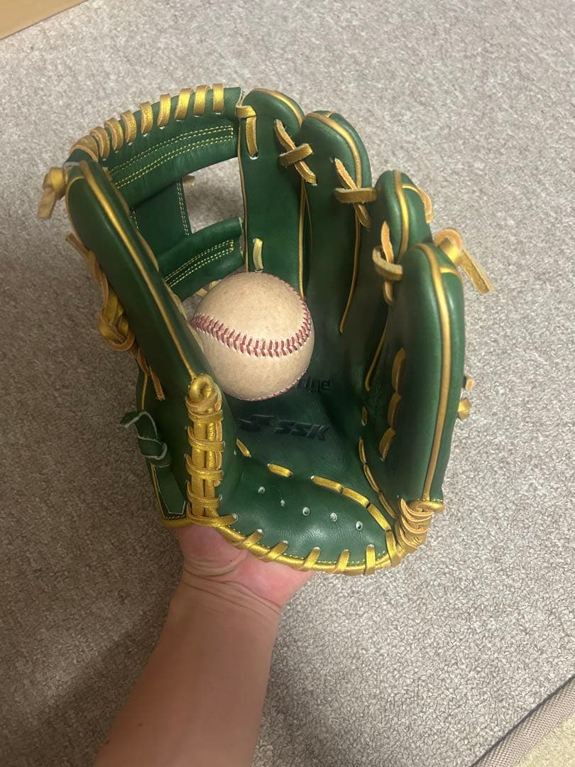 ジ*ン様 SSK 軟式グローブ 緑色 ゴールドステッチ