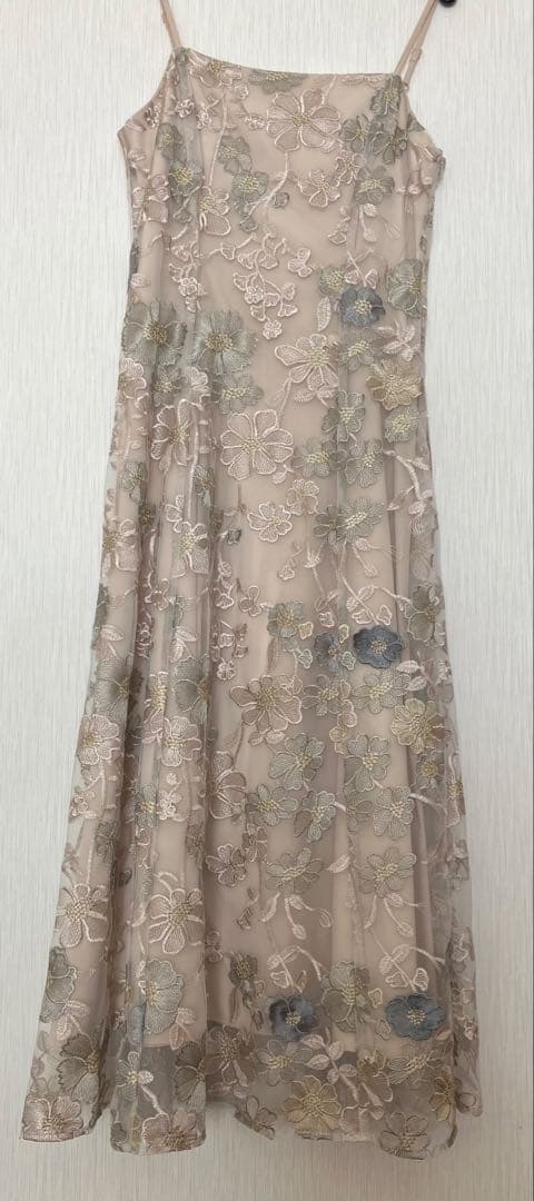 オケージョンワンピース　刺繍デザイン キャミ、ボレロ2点セットパーティードレス