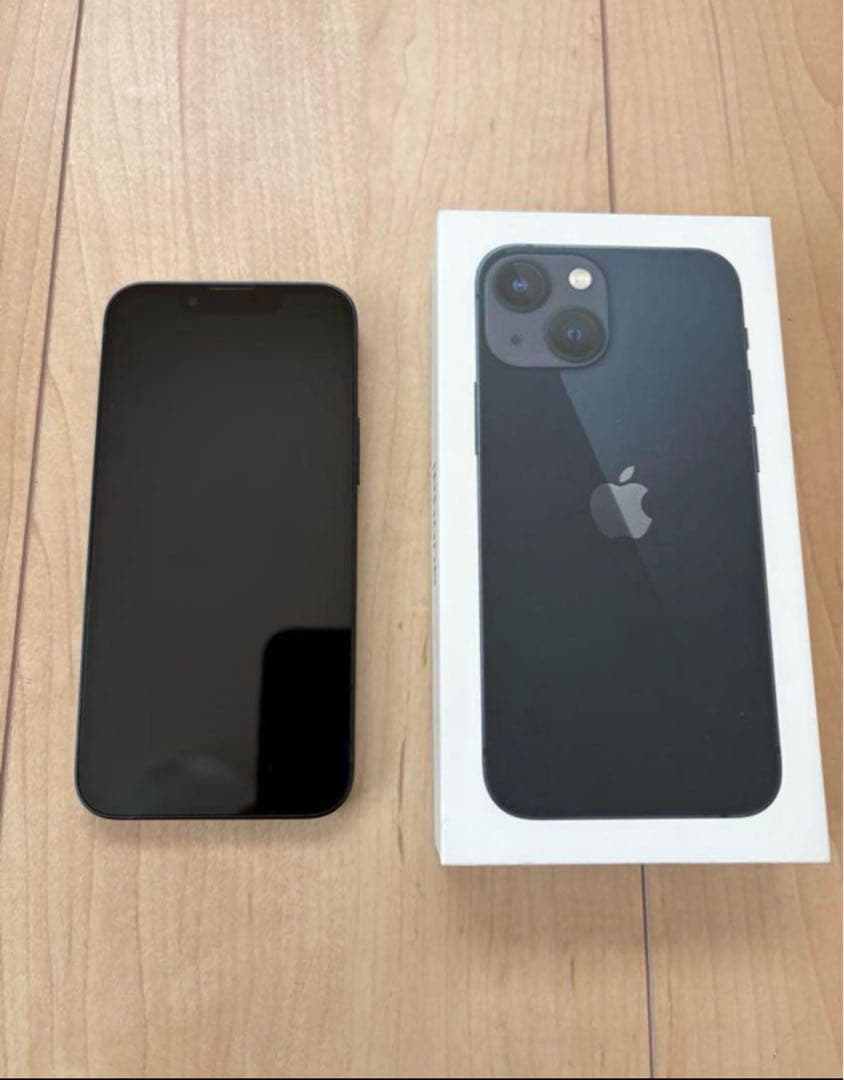 iPhone 13 本体　中古品