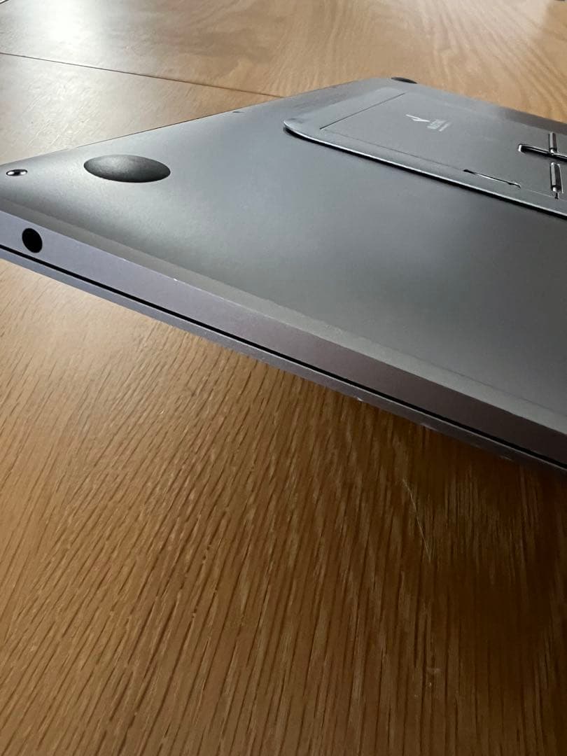 MacBook本体 MacBookAir2020 13in Corei7/16GB /1TB SSD