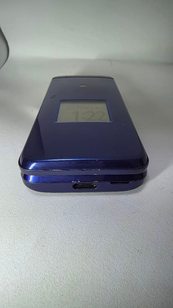 au KYF41 折りたたみ式携帯電話 青