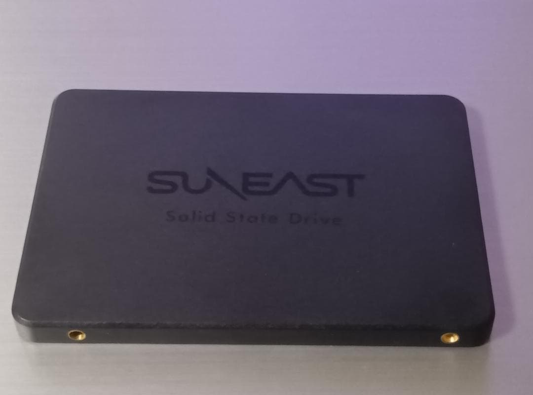 SUNEAST SE900 1TB 2.5インチ SATA III SSD