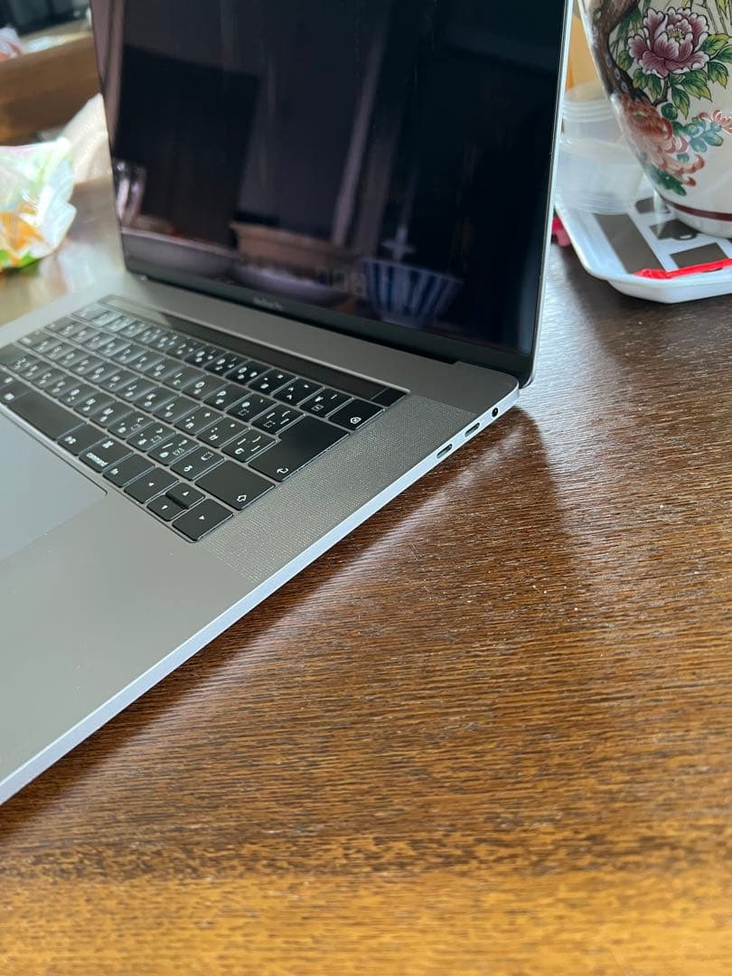MacBook本体 macbookpro 2019 I9 16GB 512GB
