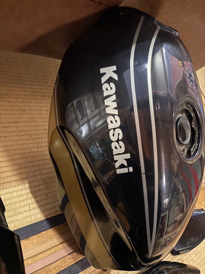 バリオス　 ZR250A 外装　サイドカバー　テール　タンク　サビ無し