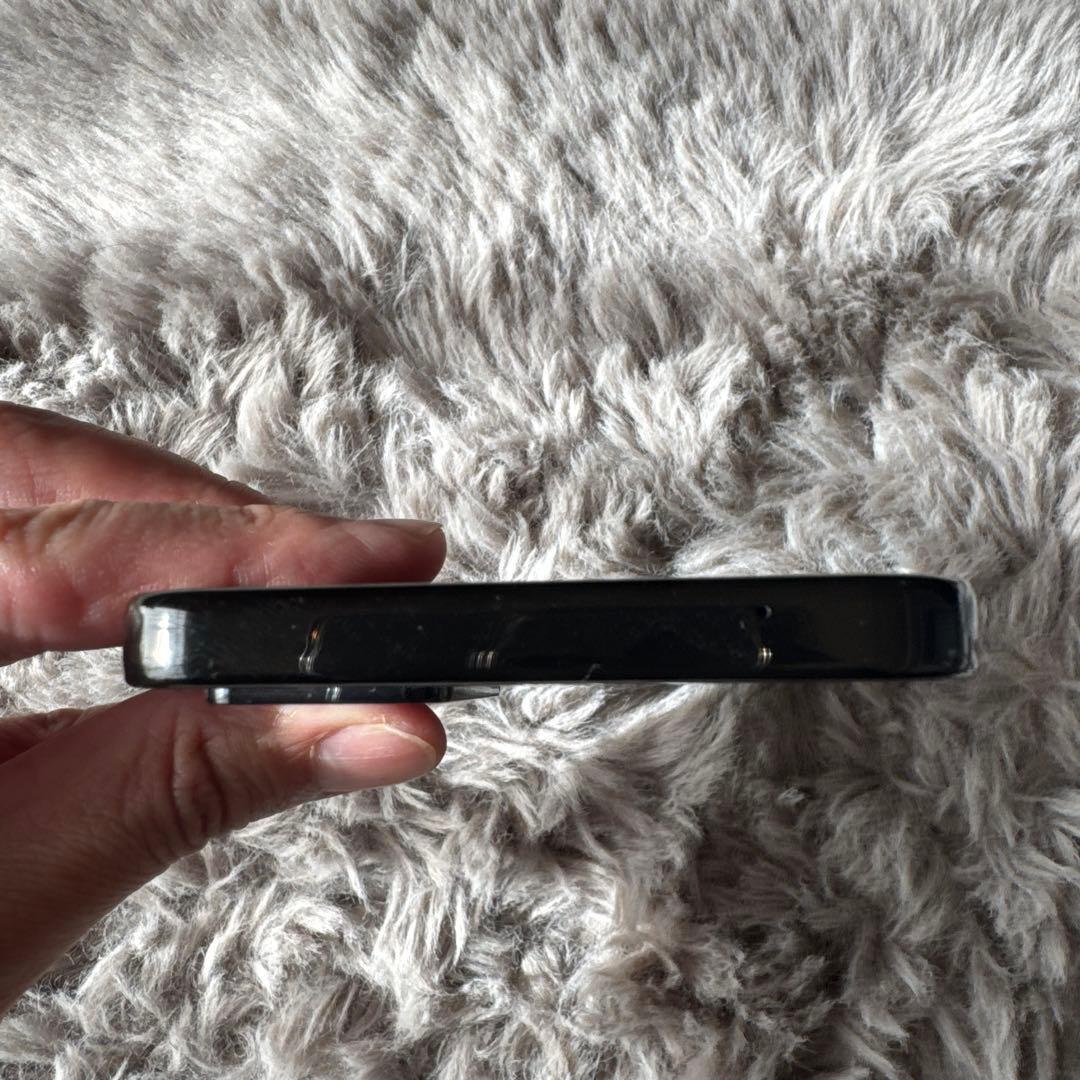 Libero 5G III ブラック　ワイモバイル