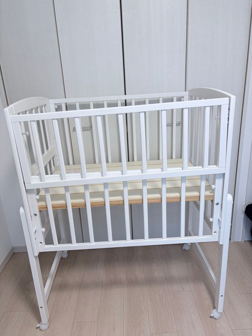 ノモック　Wオープンハイタイプミニベビーベッド　白いベビーベッド キャスター付き