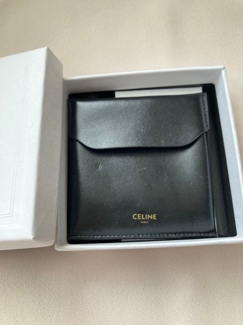 セリーヌ　トリオンフピアス⭐︎片耳⭐︎ゴールド