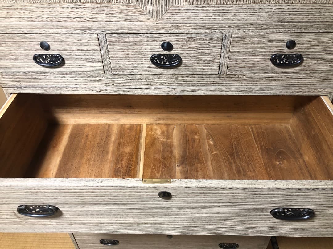 中古　桐箪笥