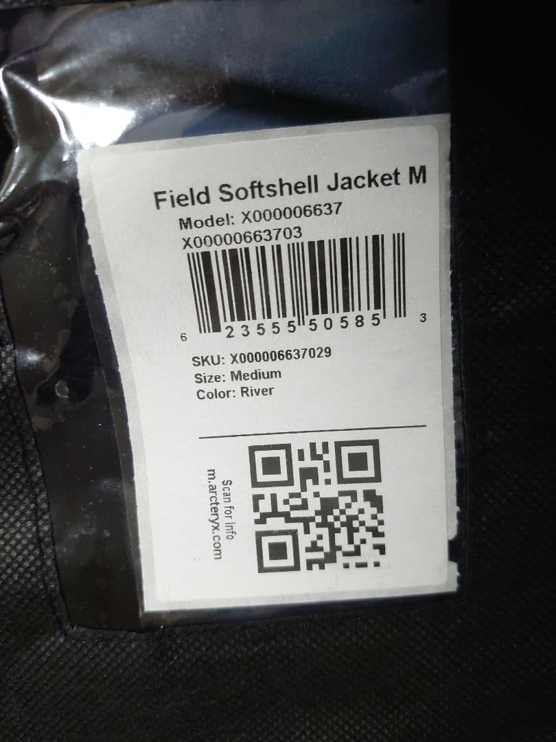 ☆新品☆VEILANCE FIELD SOFTSHELL JACKET M