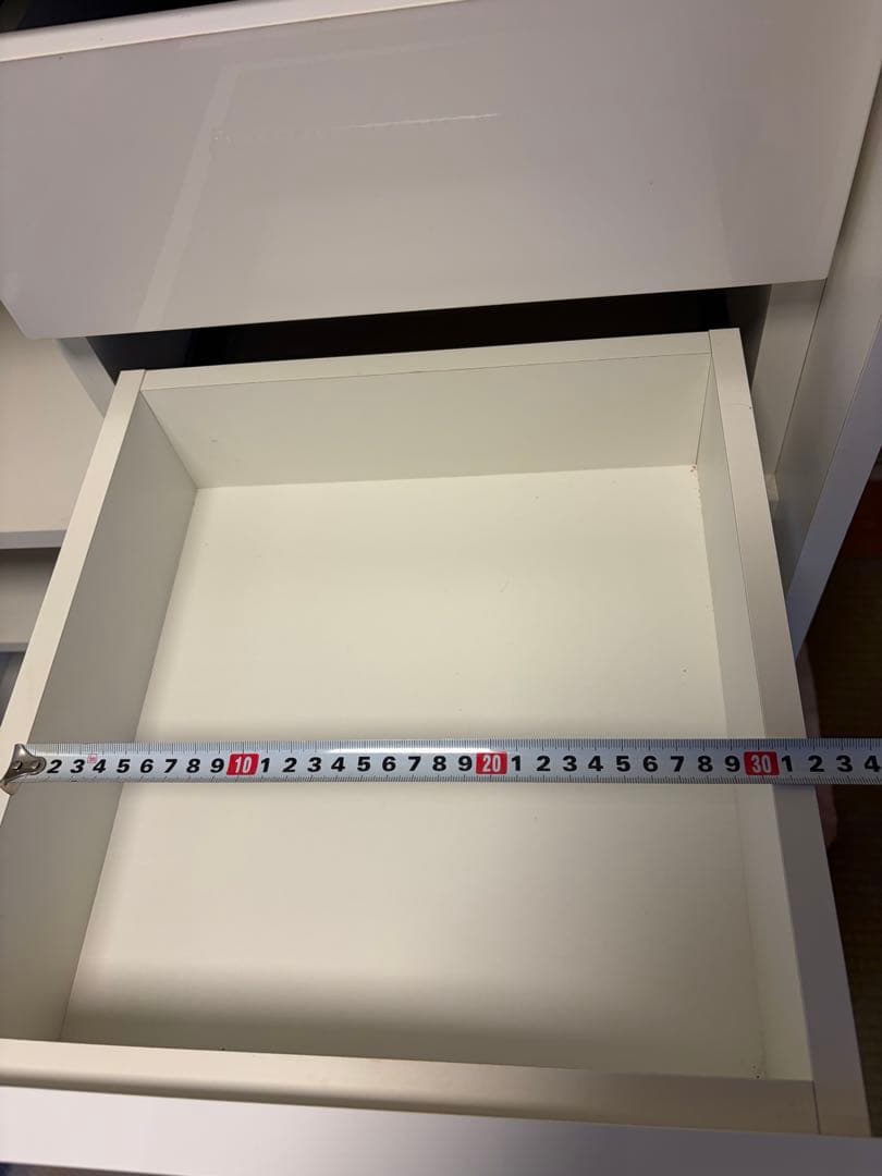 美品！キッチンボード、食器棚、スライド扉