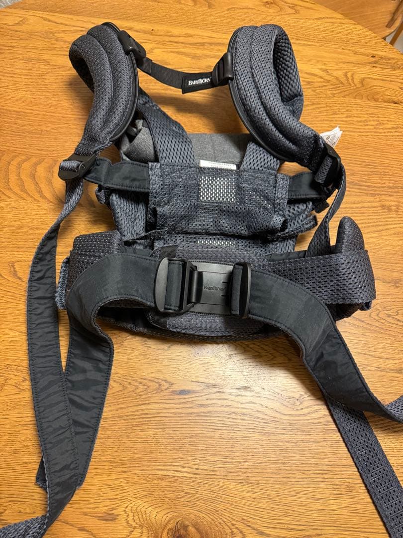 あかり　ベビービョルン　ハーモニー　抱っこ紐