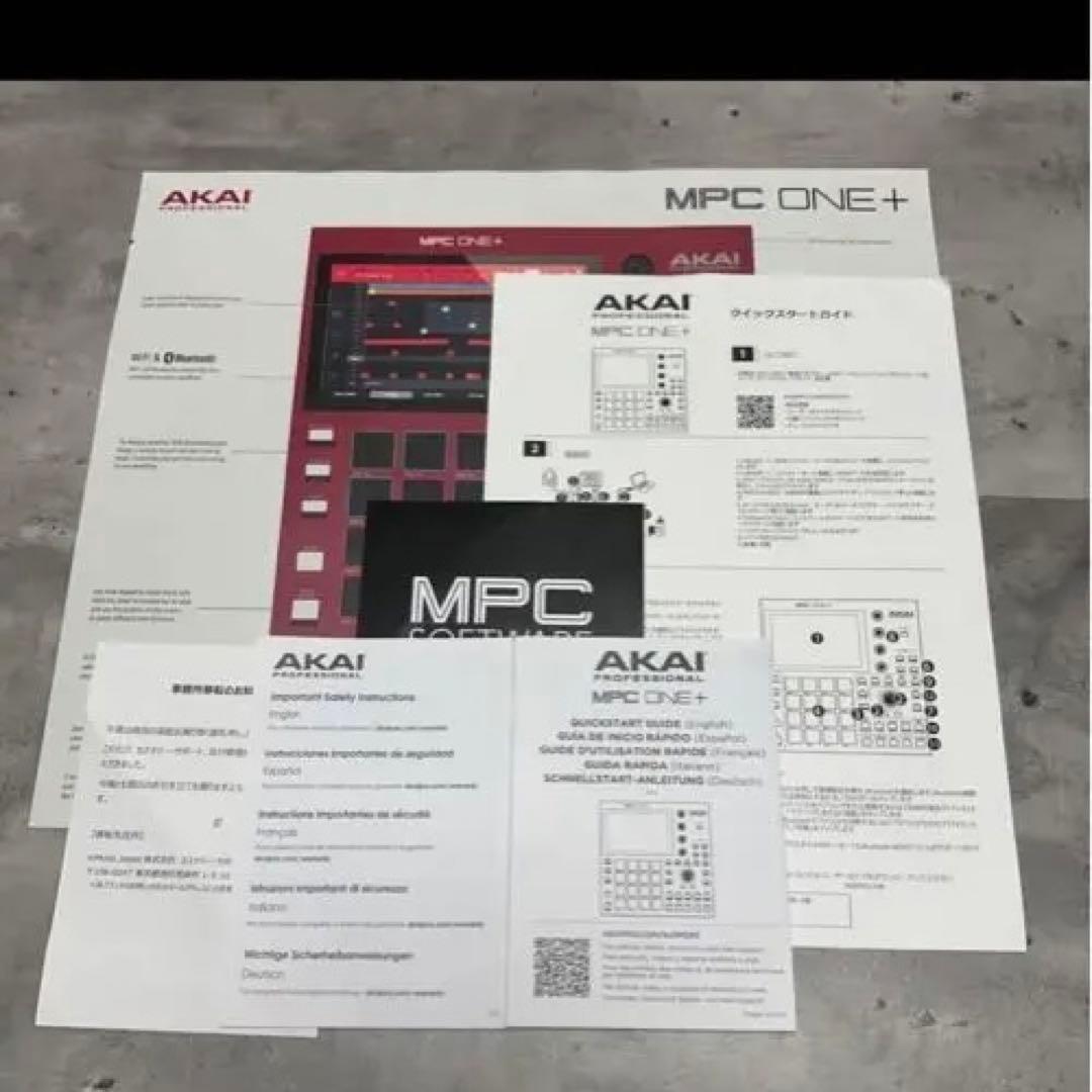 AKAI MPC ONE+ 赤
