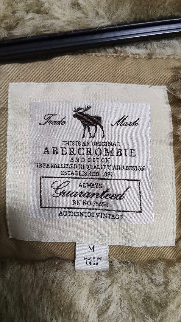 アバクロ　アウター【ベージュ】