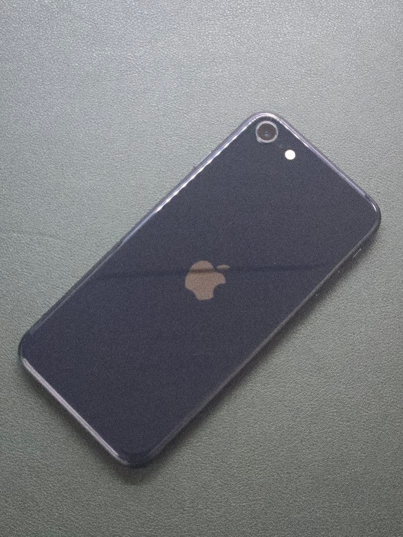 美品 SoftBank版 iPhone SE 第3世代 64GB ミッドナイト