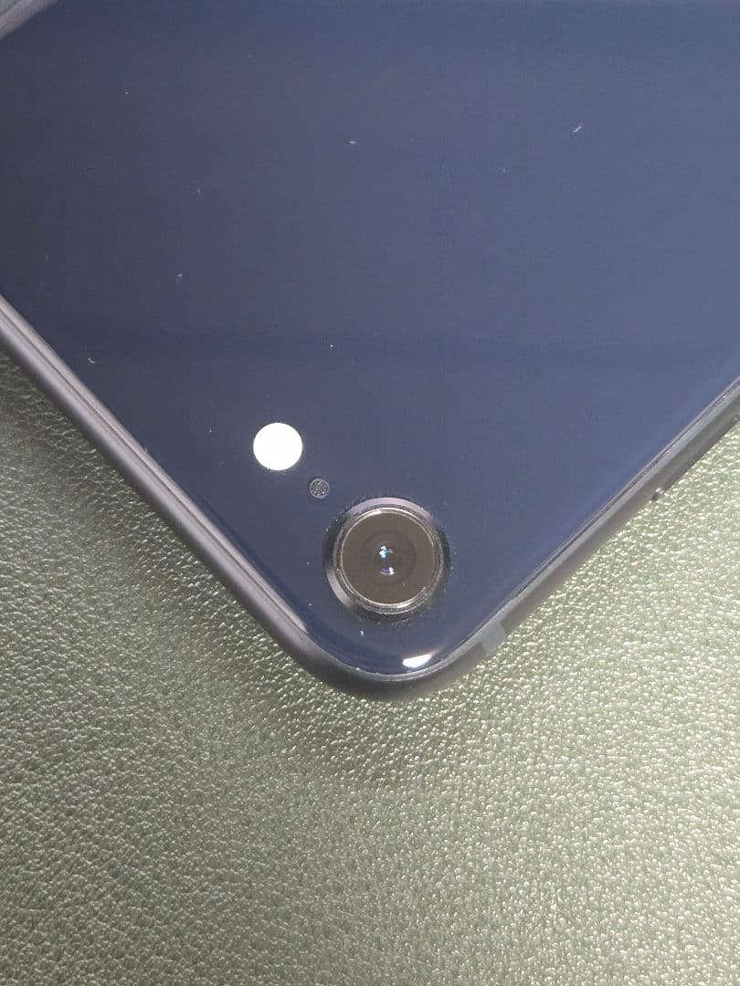 美品 SoftBank版 iPhone SE 第3世代 64GB ミッドナイト