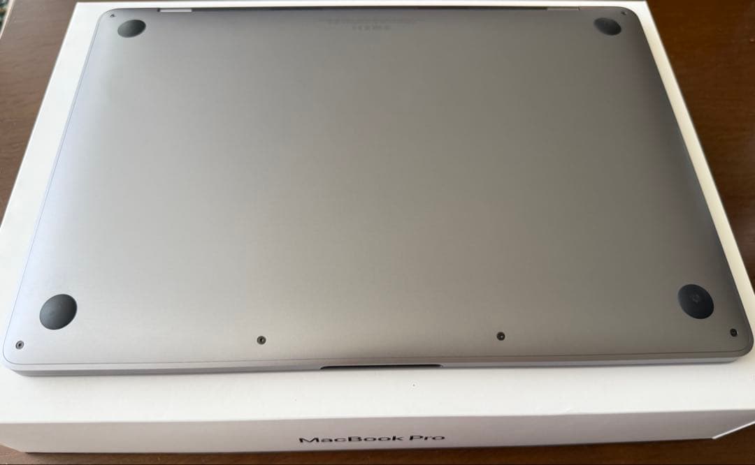 MacBook本体 MacBook Pro 2020 512GB