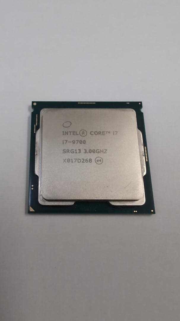 Intel Core i7-9700 CPU 8コア/8スレッド 3GHz