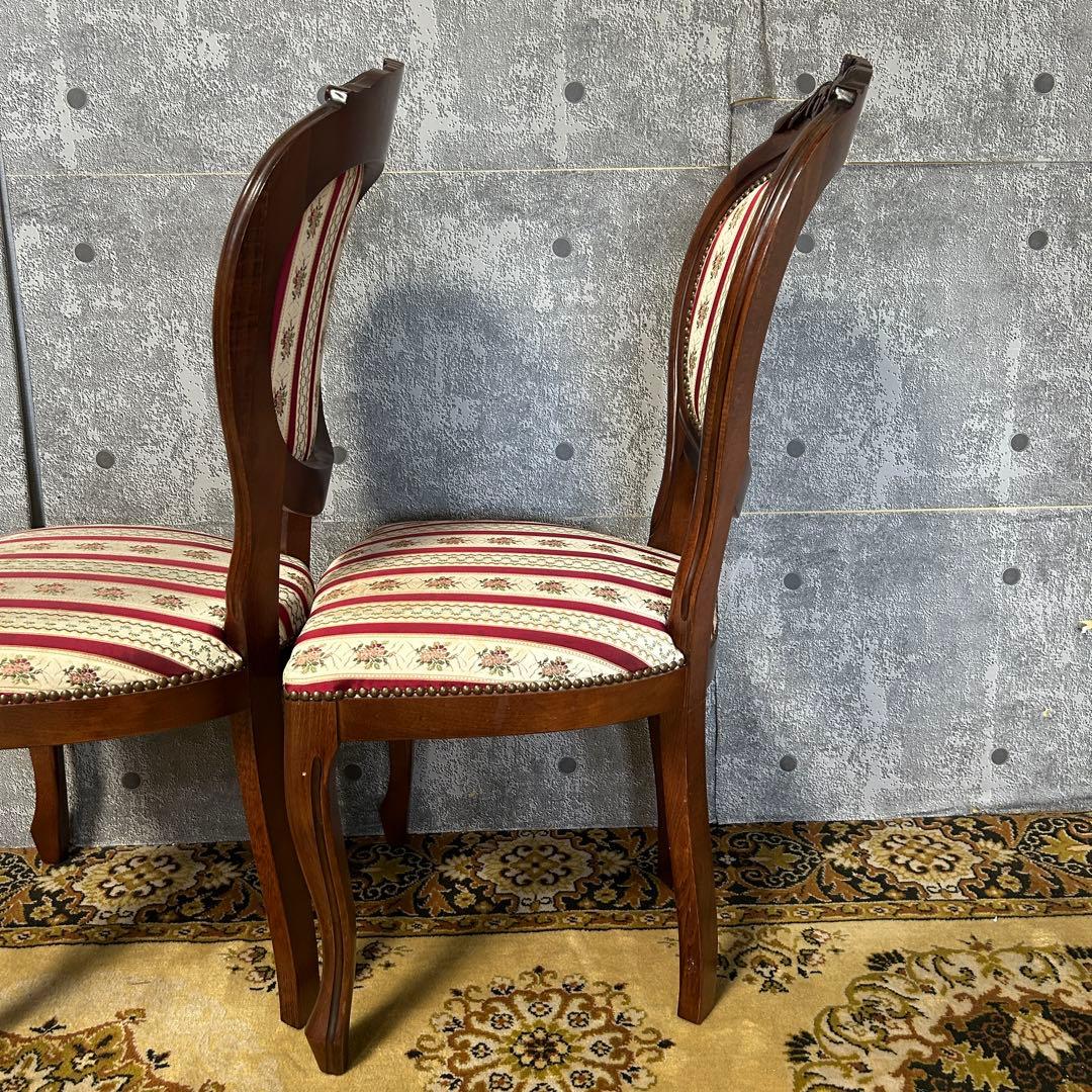 わらびもちこ꧁イタリア製꧂サロンチェア ダイニング ヨーロッパ 鋲打ち