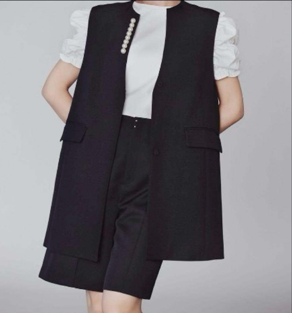 セルフォード　黒　パールボタン付きジレ　お呼ばれ