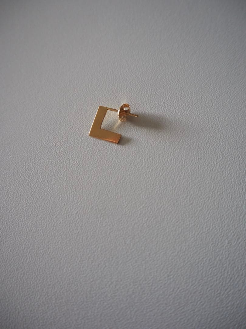 hirondelle 18k ピアス　片耳