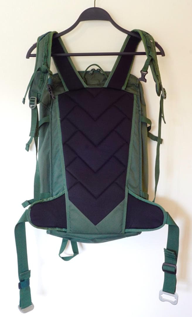 Black Crowsブラッククロウズ　日本未発売レア　バックパック　BC