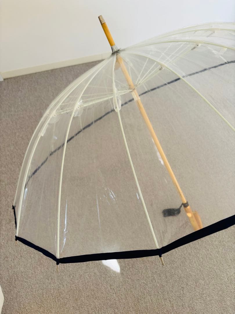 宮内庁御用達THIRD magagine ホワイトローズ社マリソル　ビニール雨傘