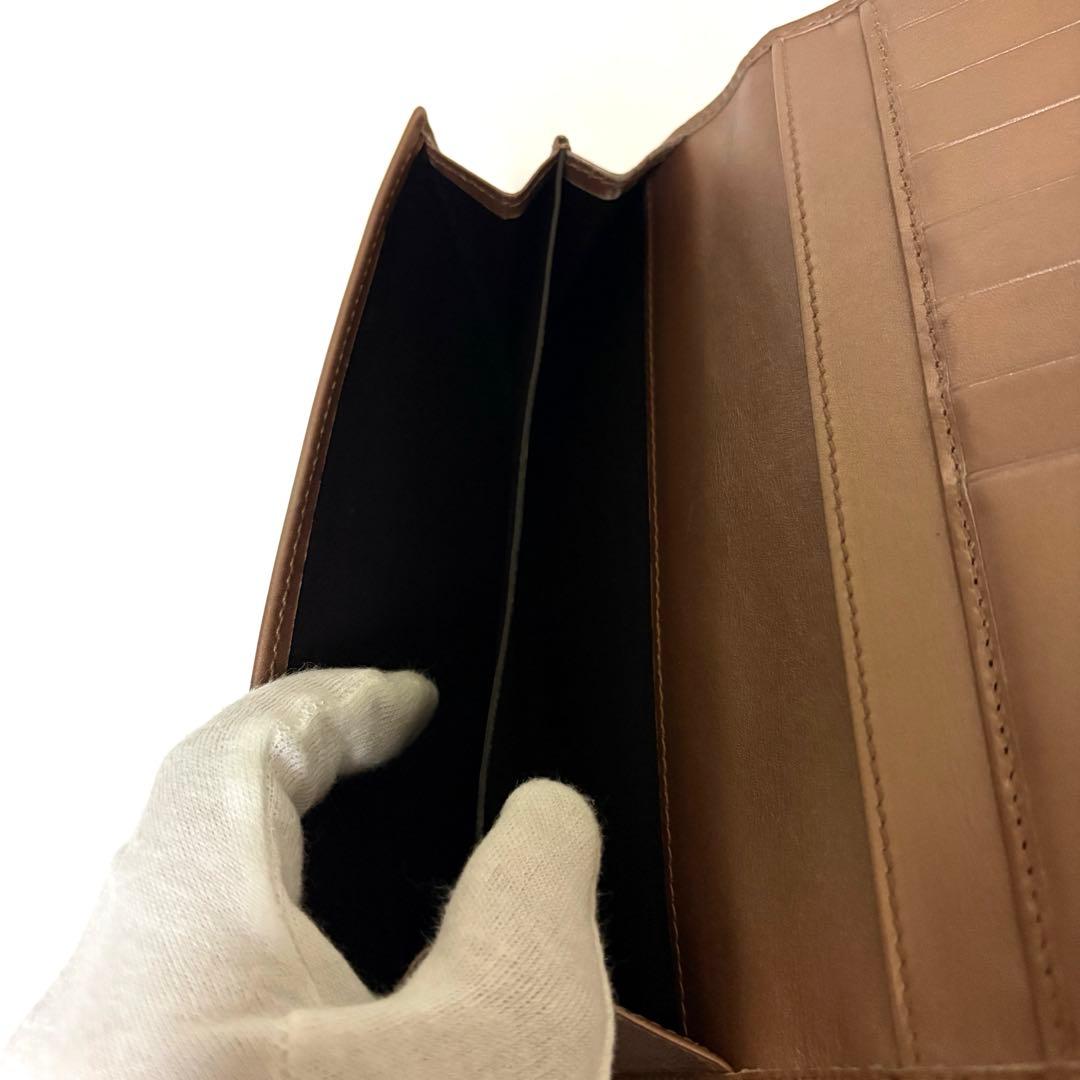 【大人お洒落】グッチ 長財布 シマレザー ハート金具 GG柄 ブロンズ