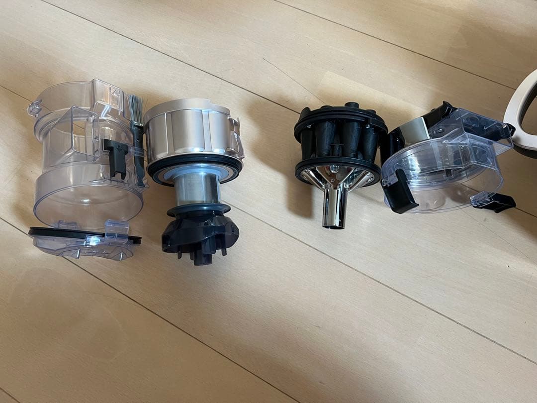 Panasonicサイクロン掃除機　MC-SR540G-P