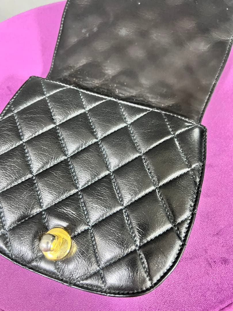 【美品】CHANEL ブラック レザー ボディバッグ