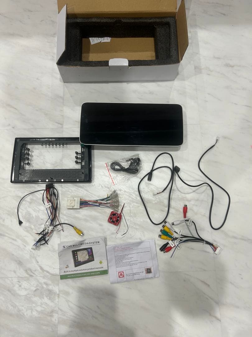 カーオーディオ アンドロイド　約13インチ