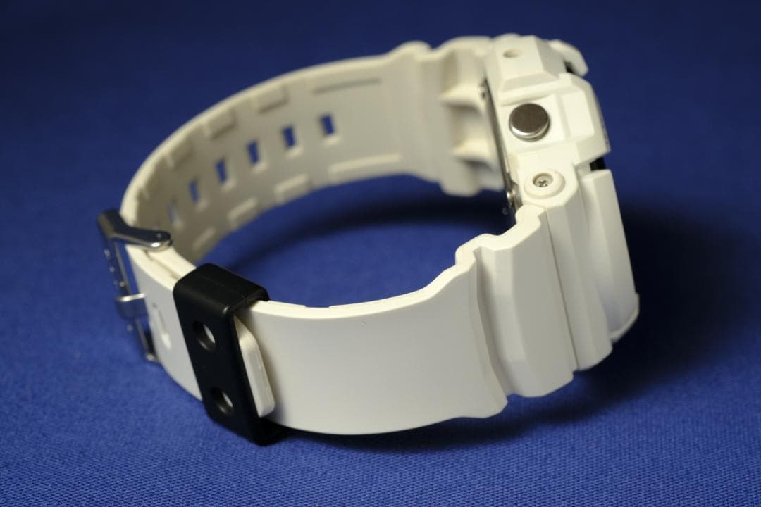 【良品】G-SHOCK GAW-100B 電波ソーラー／ビッグケース (131)