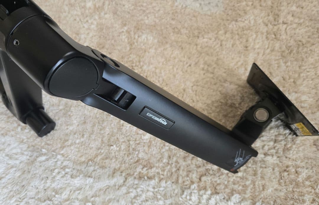 amazonベーシック モニターアーム エルゴトロン ERGOTRON