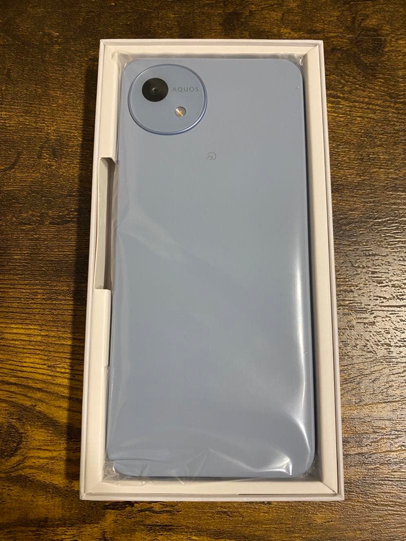 docomo AQUOS wish 4 ブルー　新品未使用