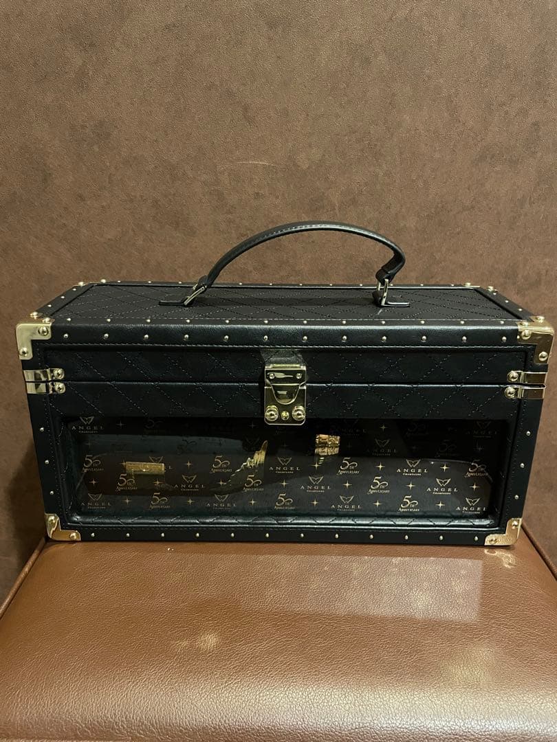 エンジェルシャンパン　5周年記念レザー 未開封 チェーンなし