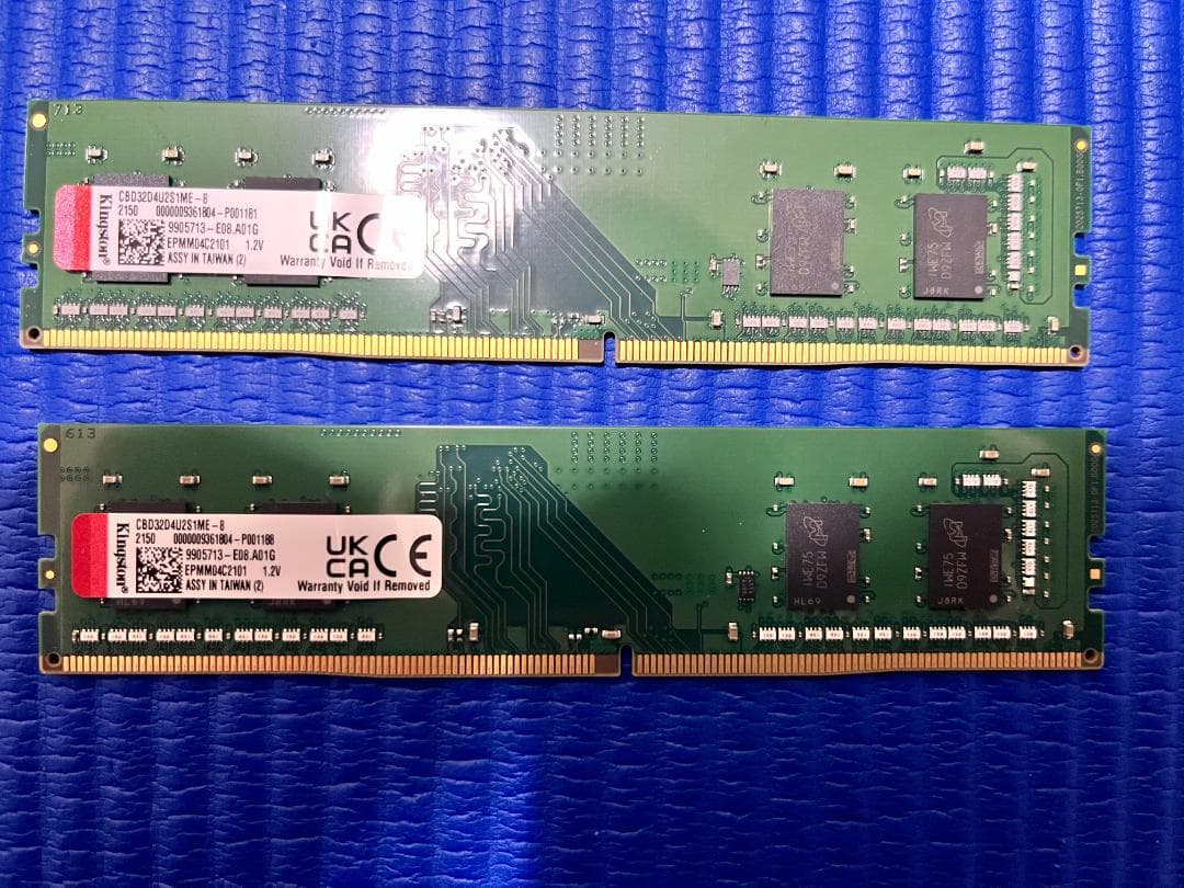 DDR4-3200 Kingston CBD32D4U2S1ME-8 2枚組