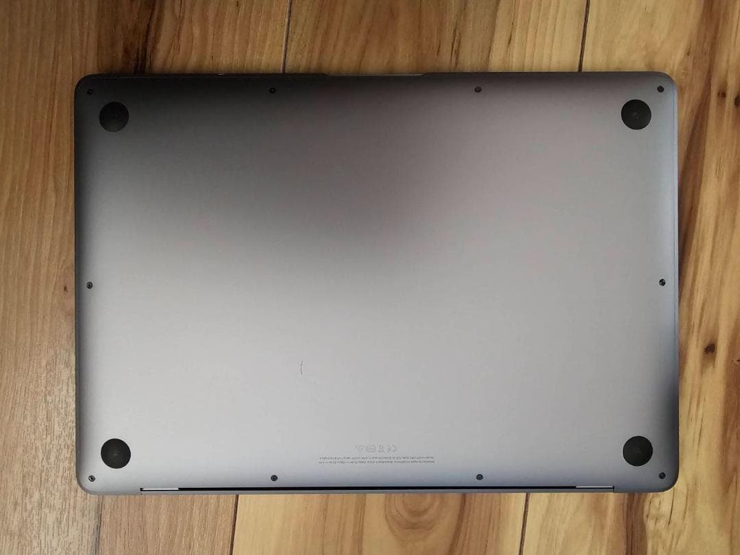 MacBook Air (M1, 2020) ジャンク品（外付モニターで利用可）