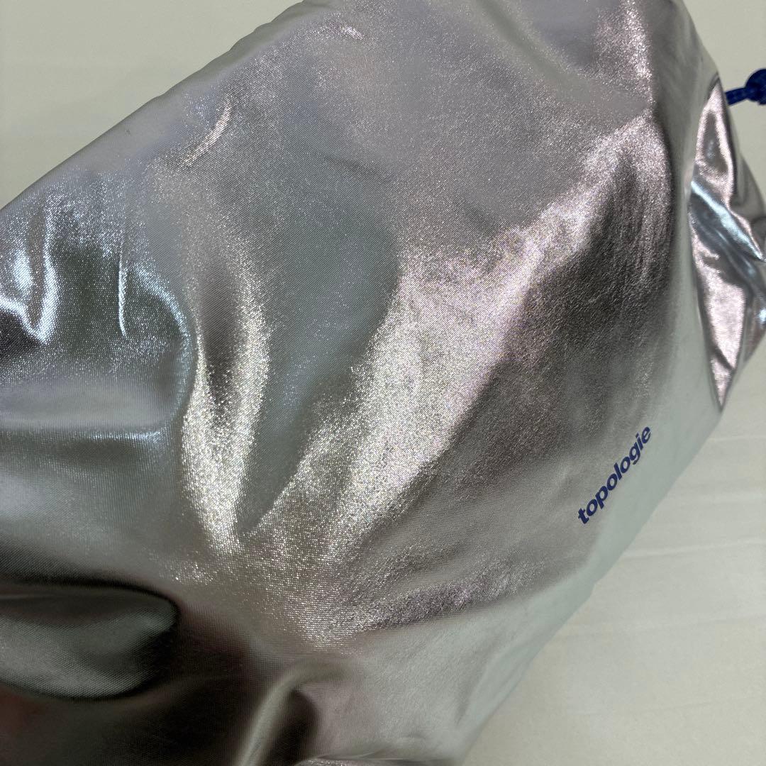 トポロジー　ボトルサコッシュ　ラージ　シルバー　ショルダーストラップ　現行品