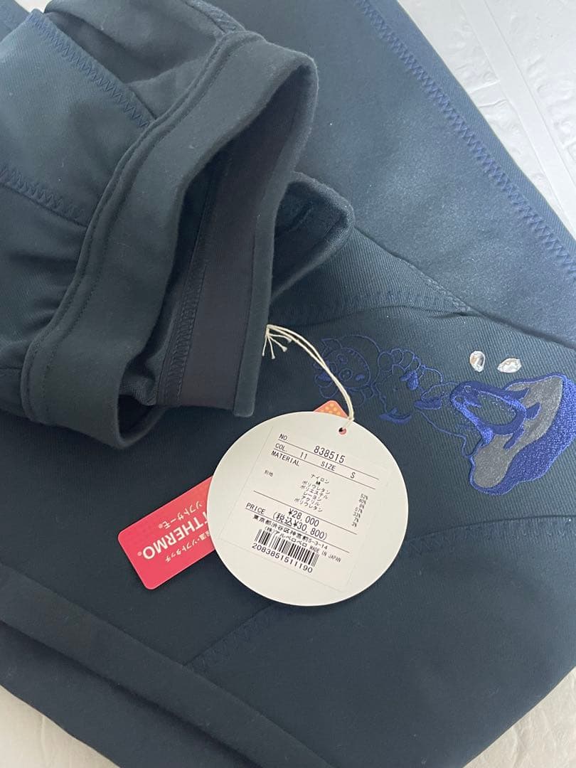 【新品タグ付き】アルベロベロストレッチ細見えパンツブタさん刺繍　ジュエルSサイズ