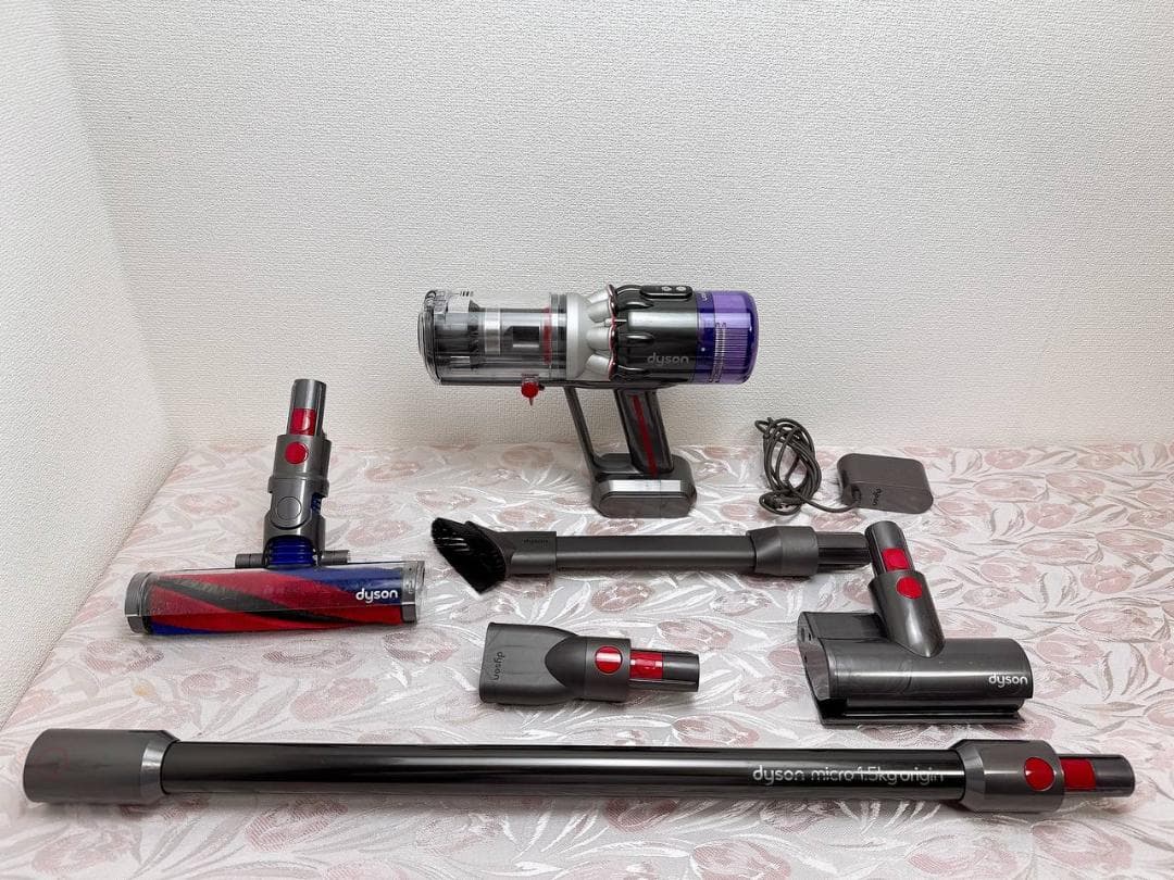 【分解洗浄済】208-ダイソン dyson SV21 掃除機 作動品