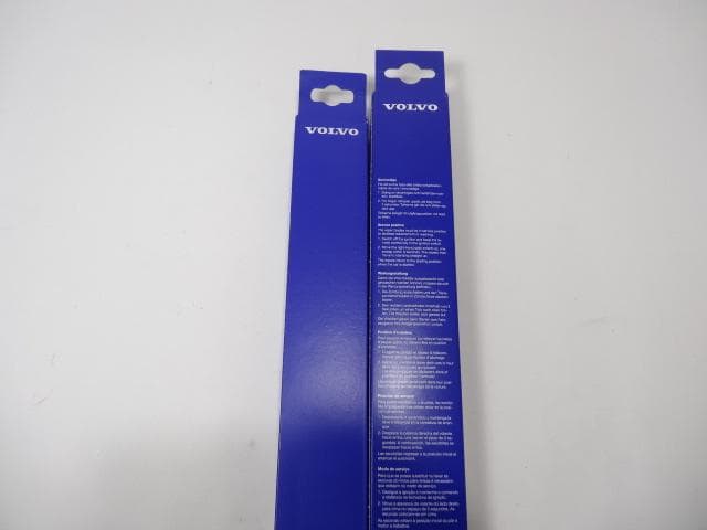VOLVO ワイパーV40前後セット 未使用 32341316 31391757