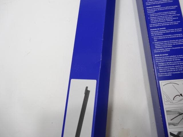 VOLVO ワイパーV40前後セット 未使用 32341316 31391757