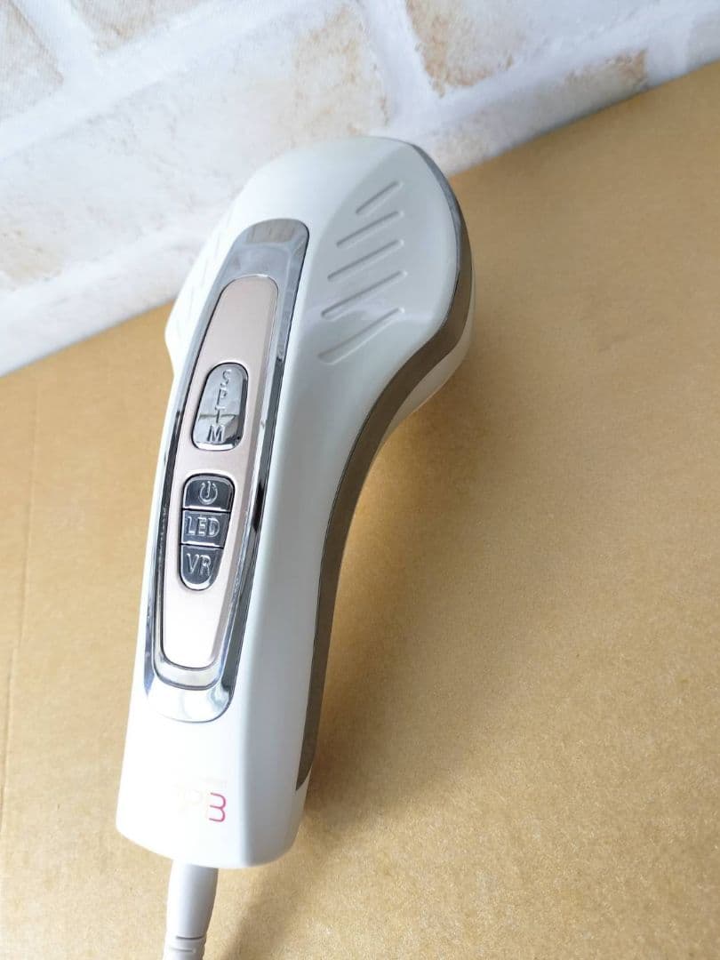 LED 美顔器SPTM 《APPB》 多機能　バイブ強弱有　　２回程使用