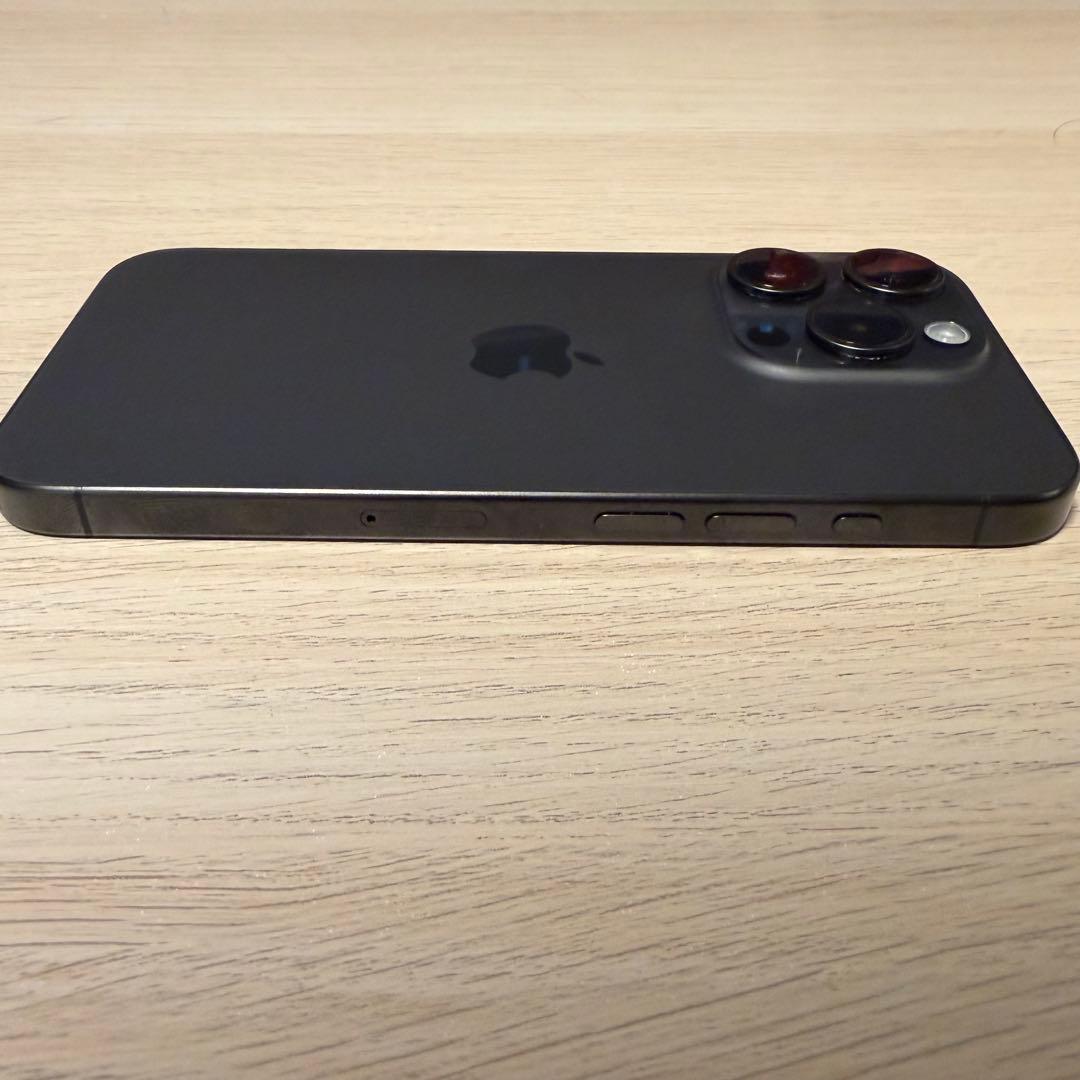 【美品】iPhone15 Pro 256GB SIMフリー バッテリー87%