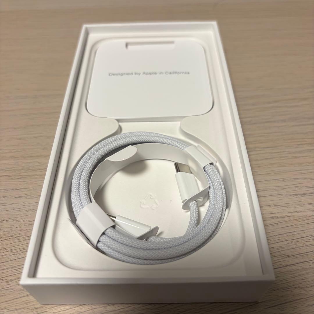 【美品】iPhone15 Pro 256GB SIMフリー バッテリー87%