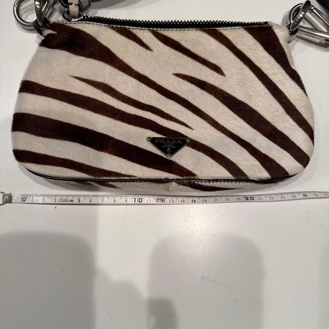 PRADA ゼブラ柄ハラコバッグ