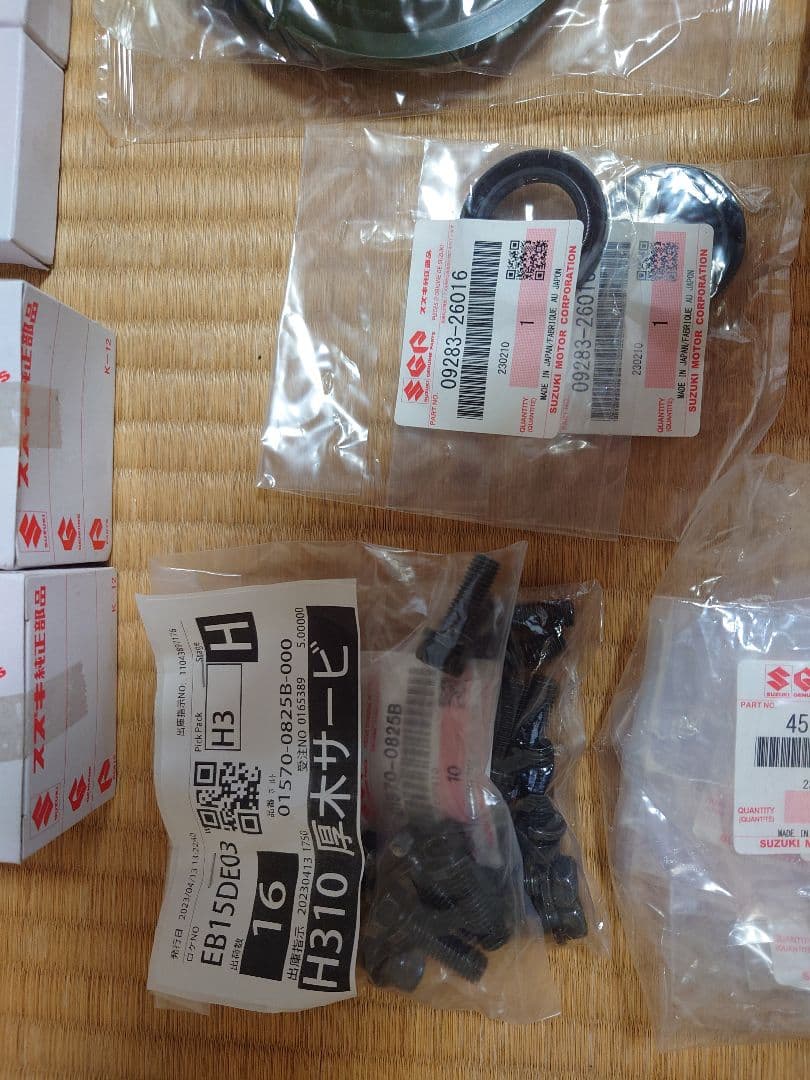 ジムニーja11スズキ純正ナックル周辺部品キングピンなど