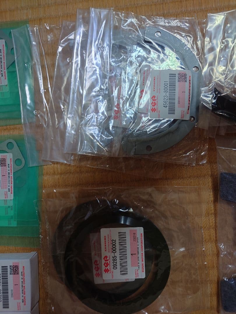 ジムニーja11スズキ純正ナックル周辺部品キングピンなど