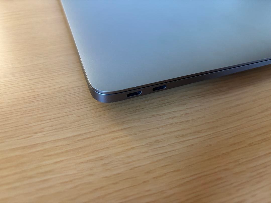 【ジャンク】MacBook Air(M1, 2020)8GB/256GBシルバー