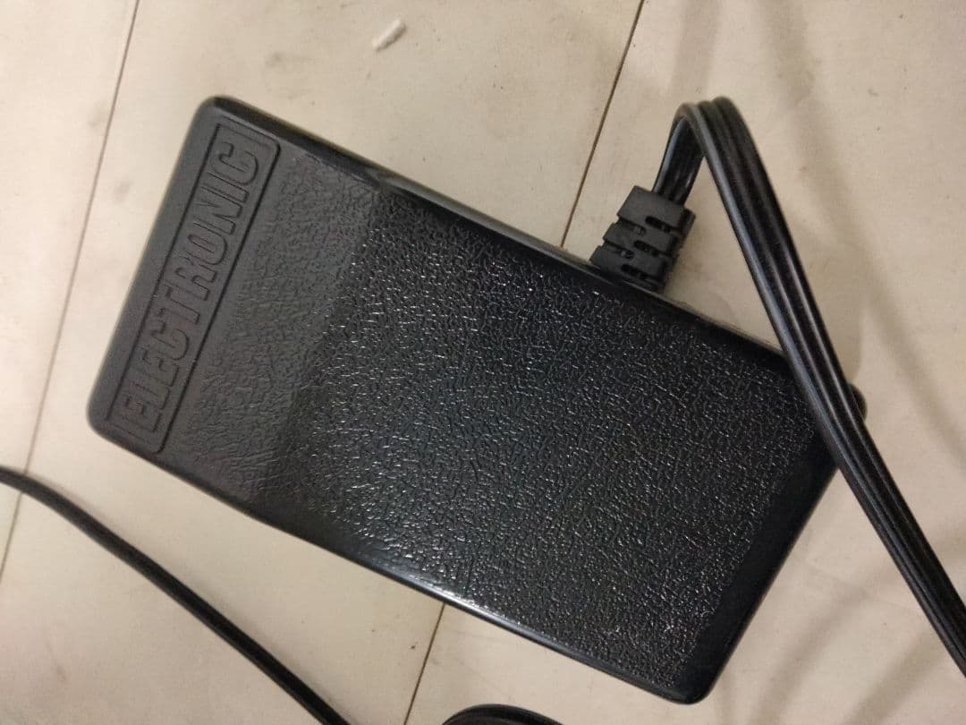 baby lock 糸取物語 BLS-2A ロックミシン フットペダル付き